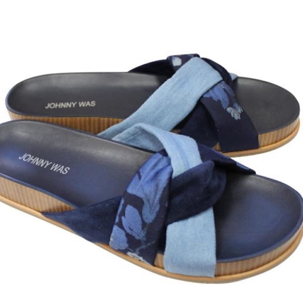 Johnny Was Floral Jacquard Sandal!